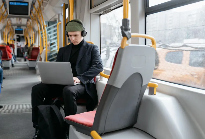 Leaving the Car Keys Behind: How American Expats Are Rediscovering Freedom in Tampere's Transit Ecosystem